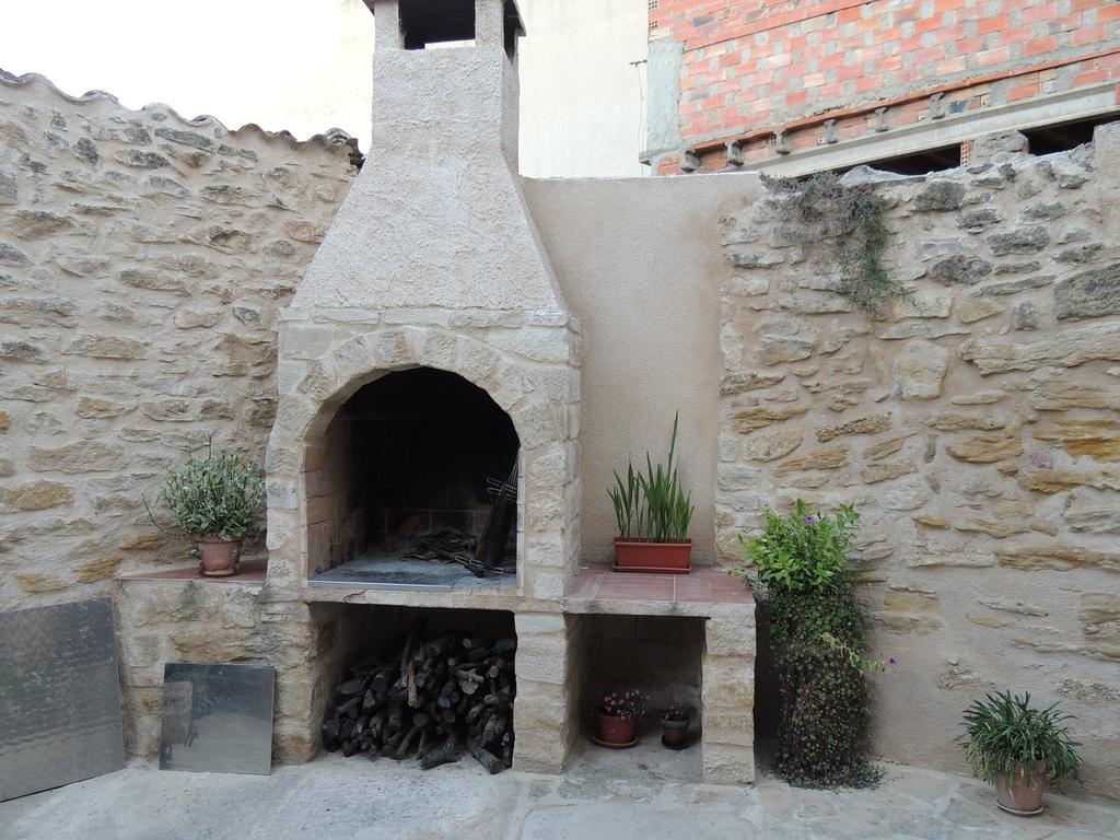 Las Bodegas Del Gilo Valdealgorfa ภายนอก รูปภาพ