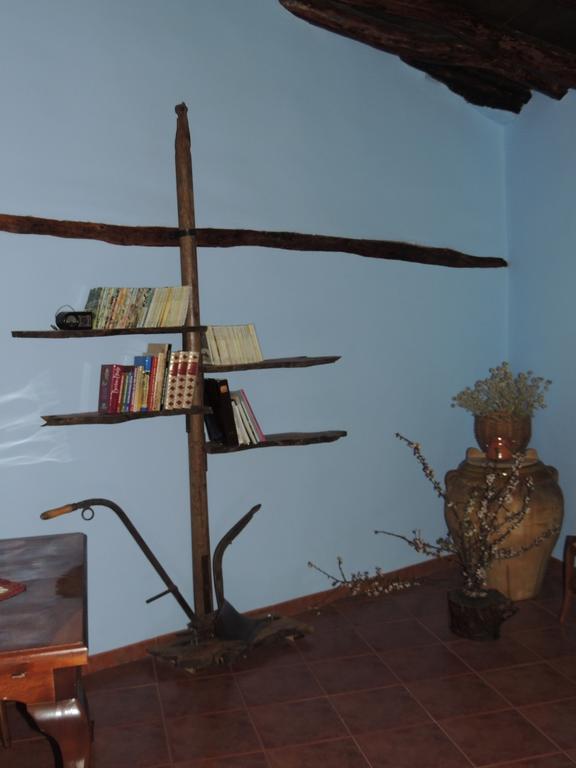 Las Bodegas Del Gilo Valdealgorfa ภายนอก รูปภาพ